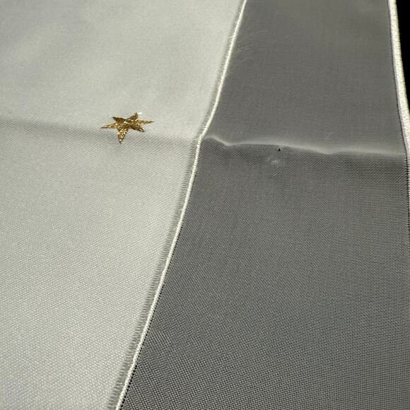 German Embroidered Christmas Tree Table Runner Mat 14x22 Metallic Gold Thread - Picture 5 of 6